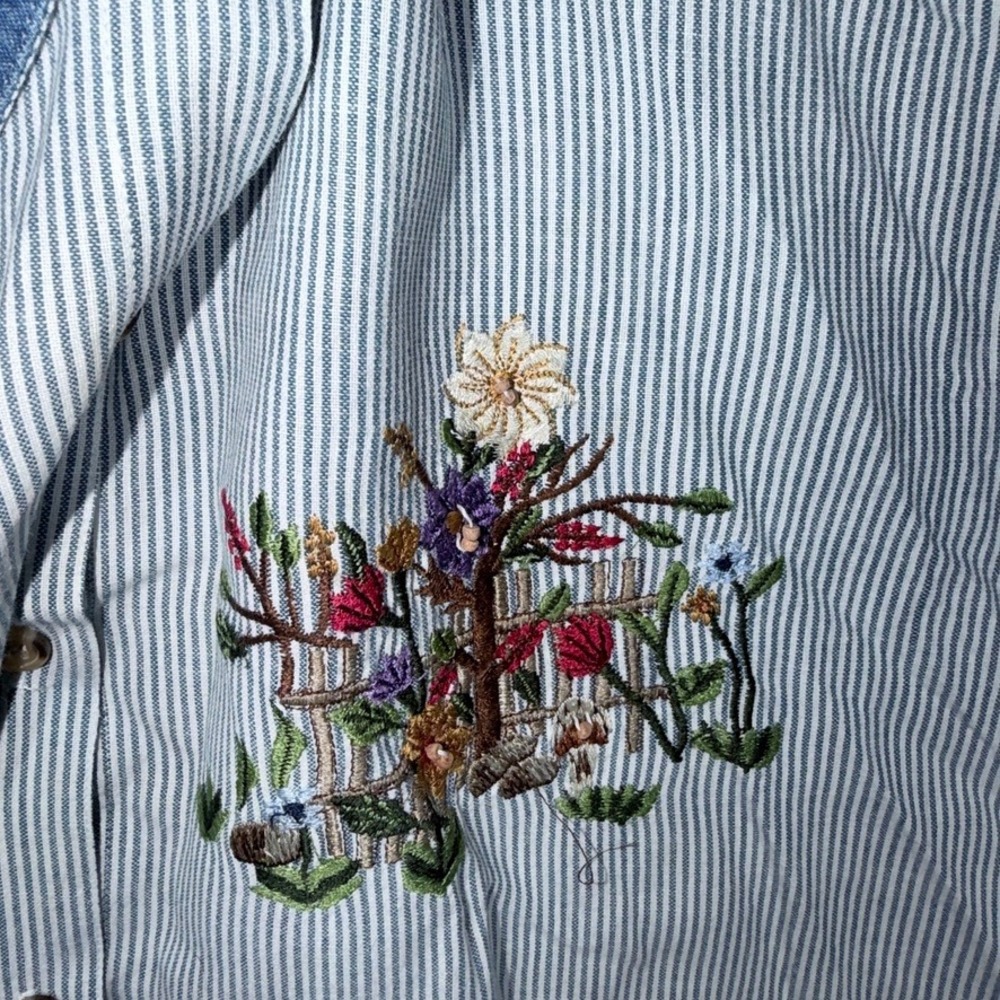 Casey & Max Embroidered Striped Shirt XL Blue Cottagecore Denim Collar Vintage - Picture 3 of 7